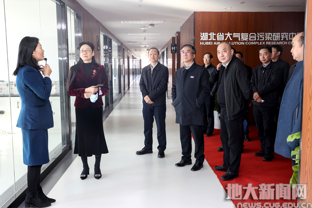 湖北省生态环境厅吕文艳厅长一行来校调研